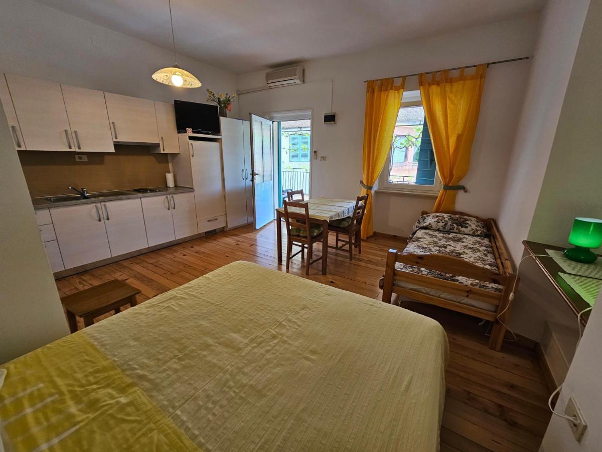 Apartments La Pergola Rovinj Bagian luar foto