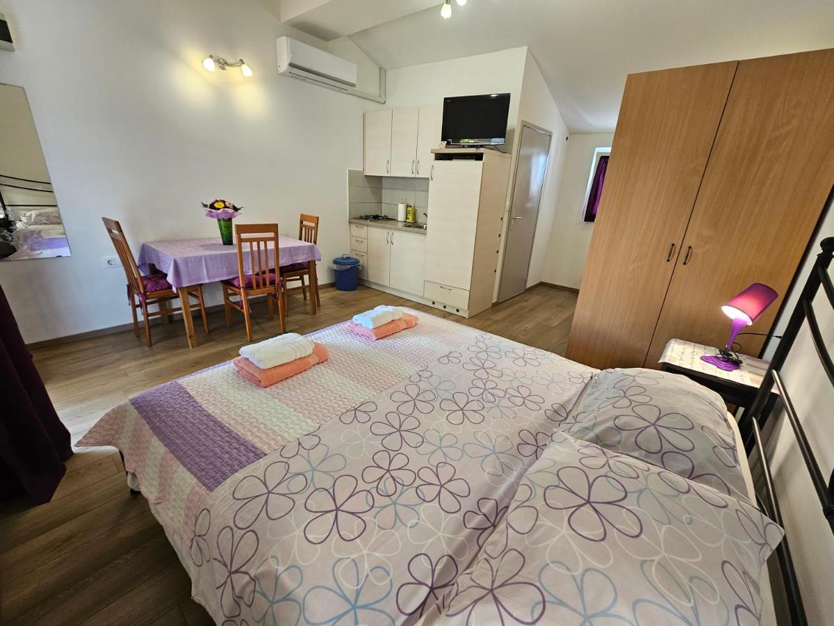 Apartments La Pergola Rovinj Bagian luar foto